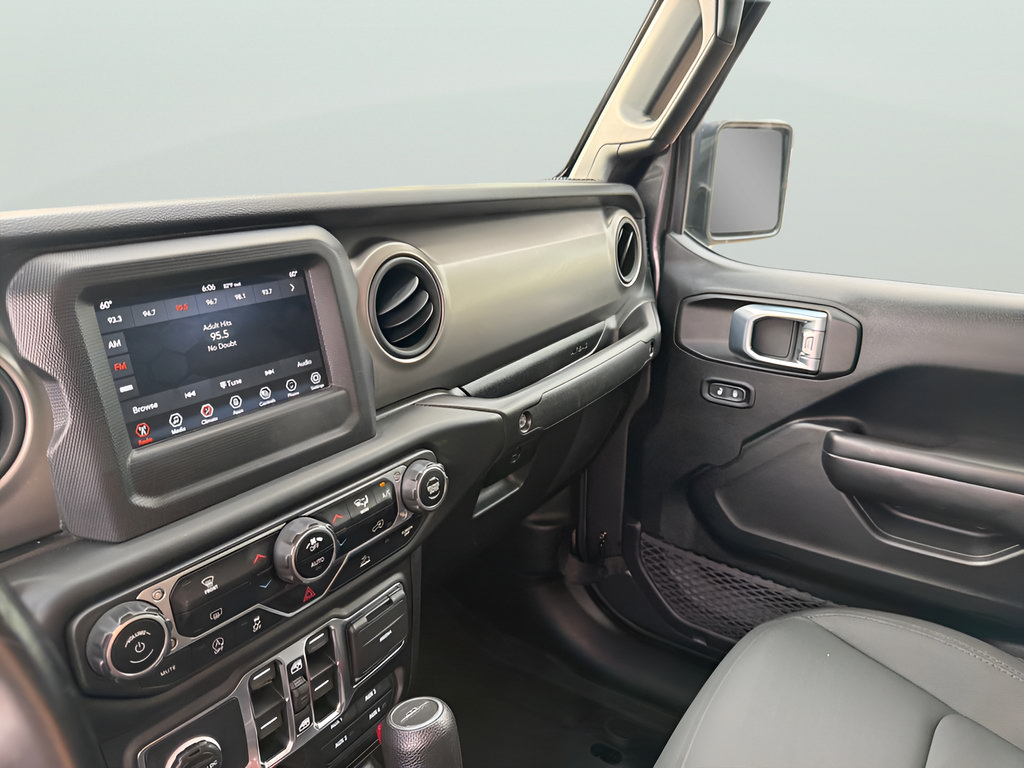 Used 2021 Jeep Gladiator Sport AWD/4WD image 28