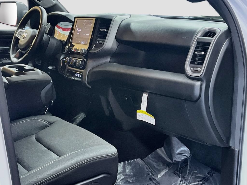 Used 2025 RAM 1500 Warlock AWD/4WD image 27