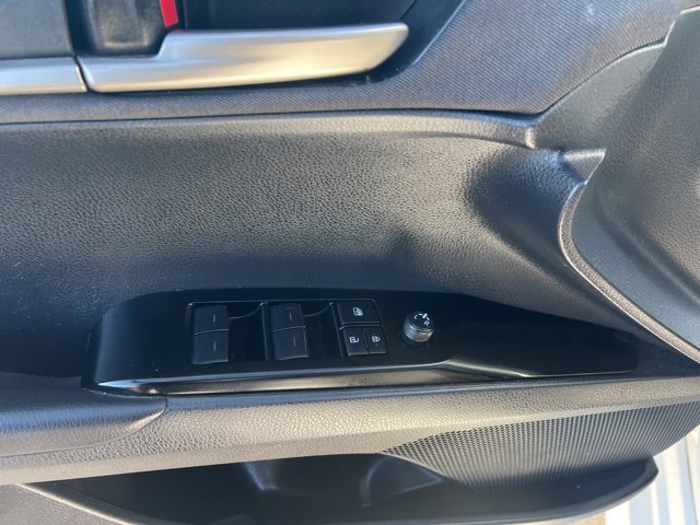 Used 2025 Toyota Camry LE image 24