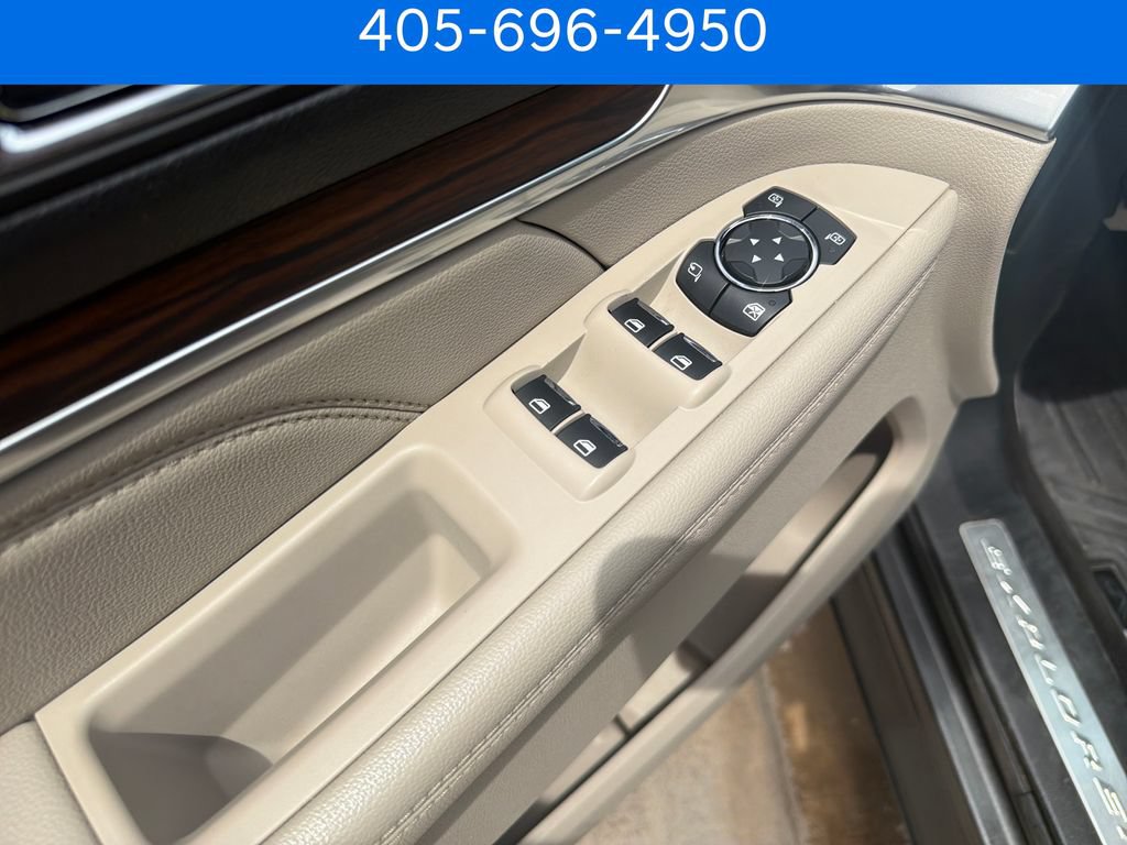 Used 2019 Ford Explorer Limited w/ Class III Trailer Tow Package AWD/4WD image 14