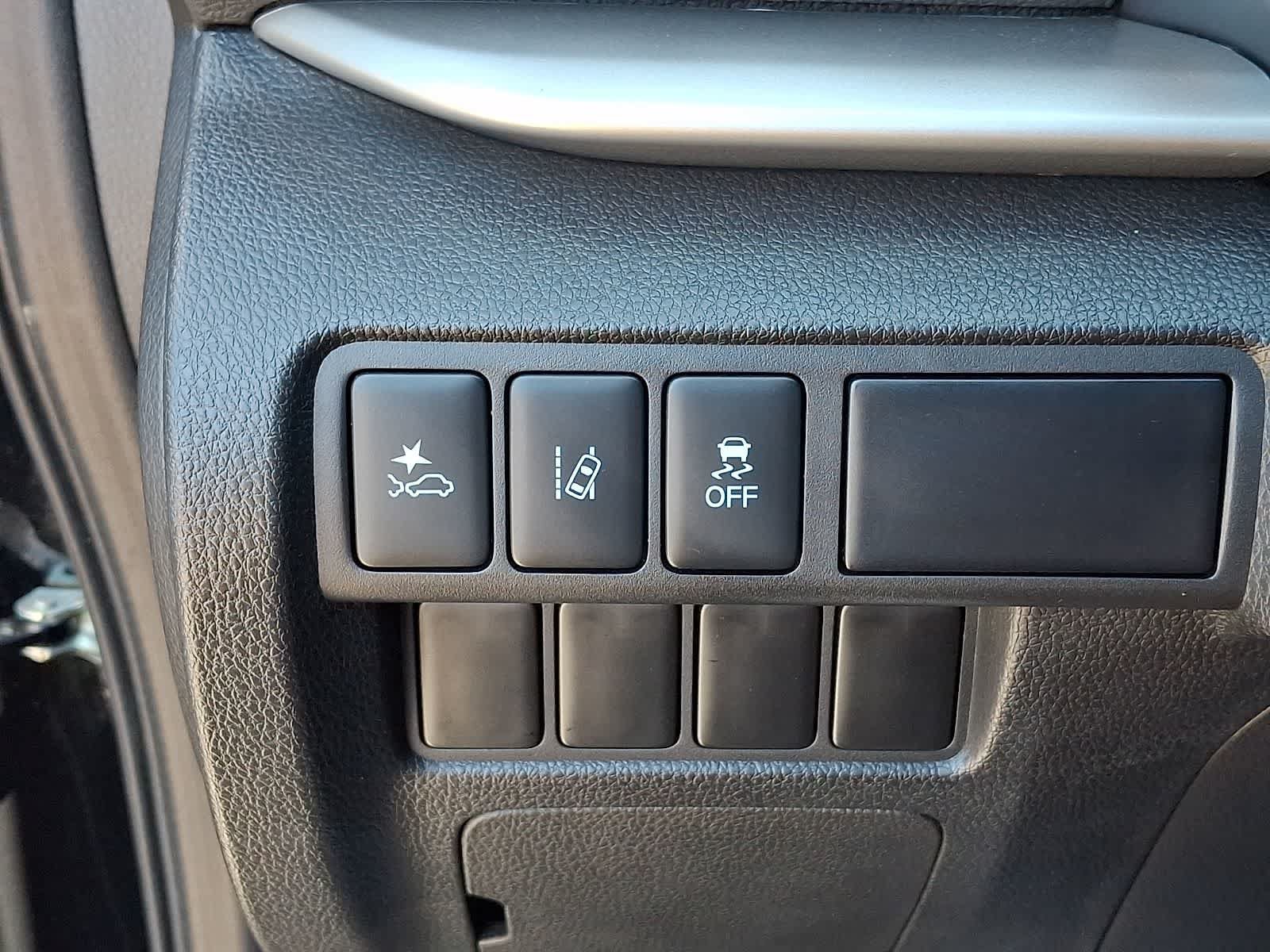 Used 2023 Mitsubishi Eclipse Cross SE AWD/4WD image 28