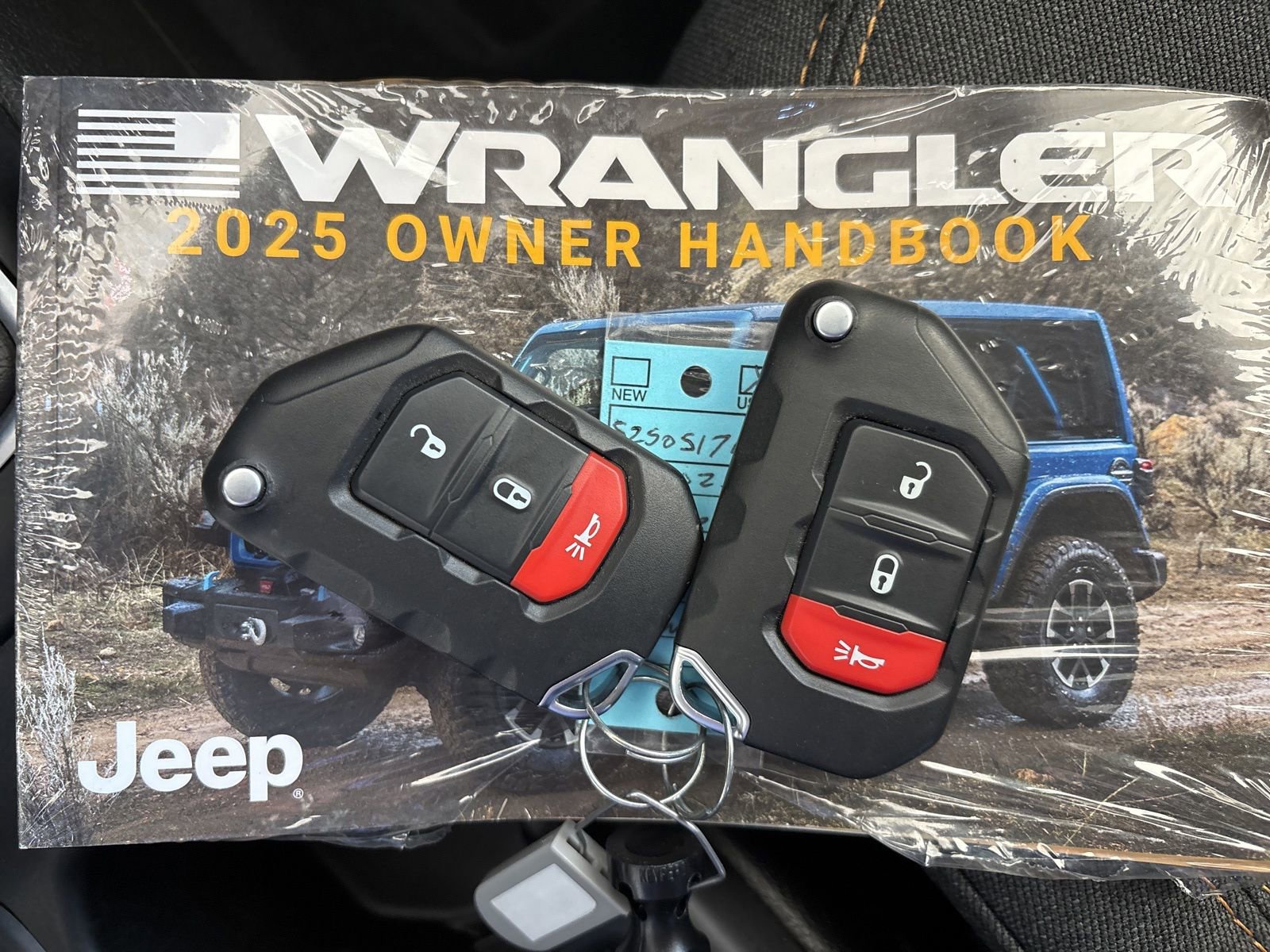 Used 2025 Jeep Wrangler Sport image 32