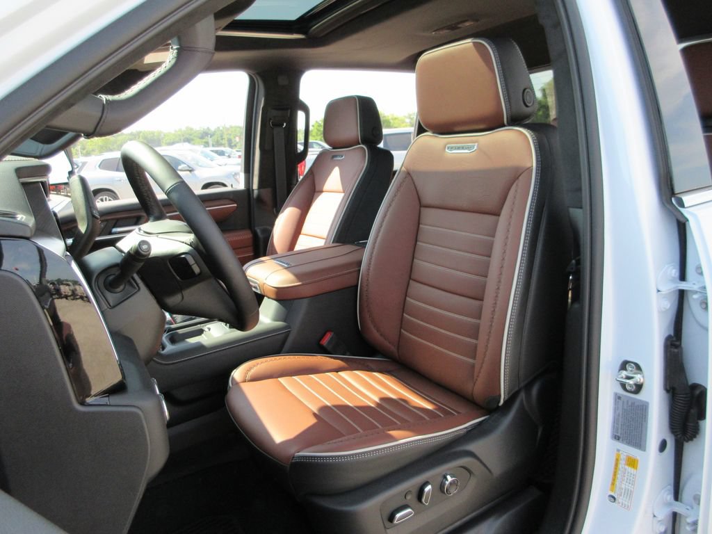New 2026 GMC Sierra 2500 Denali Ultimate AWD/4WD image 11