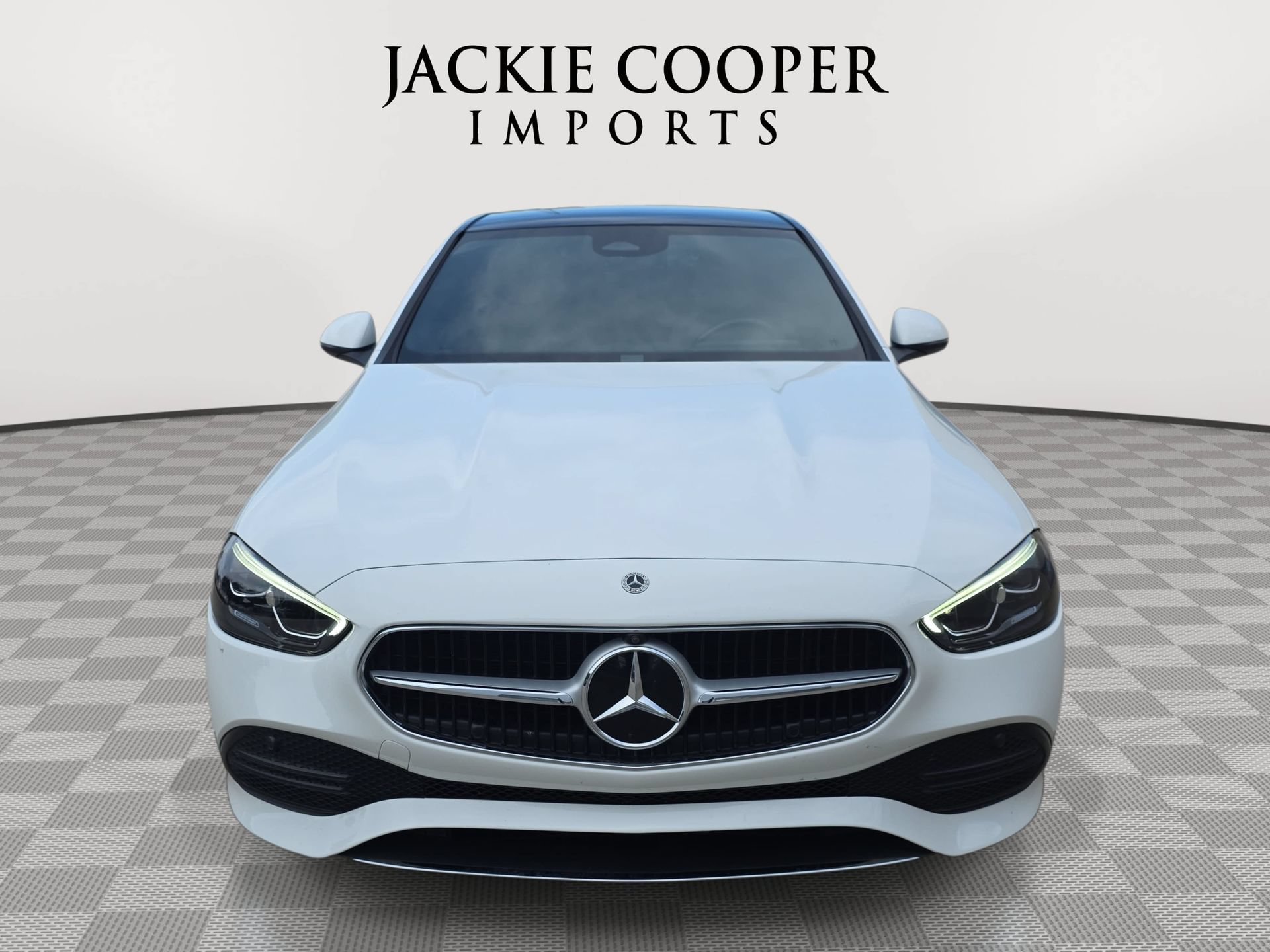Used 2023 Mercedes-Benz C 300 4MATIC Sedan image 2
