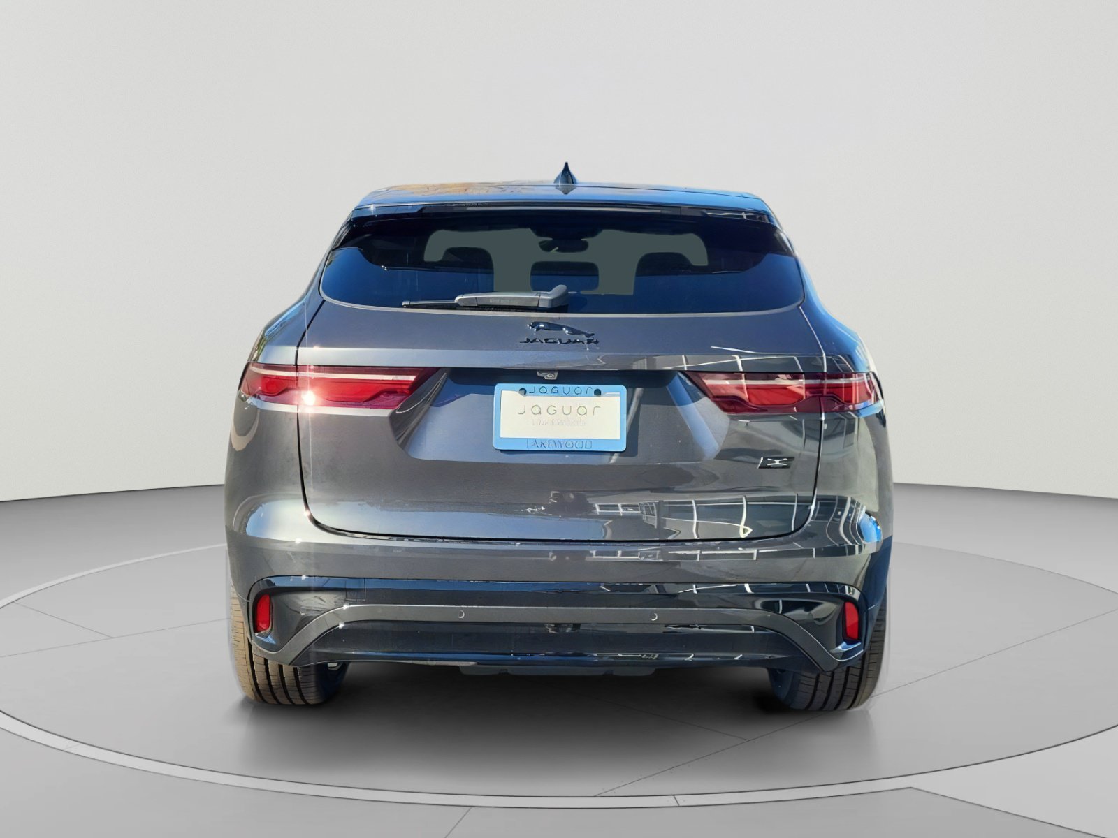 New 2026 Jaguar F-PACE R-Dynamic S AWD/4WD image 4