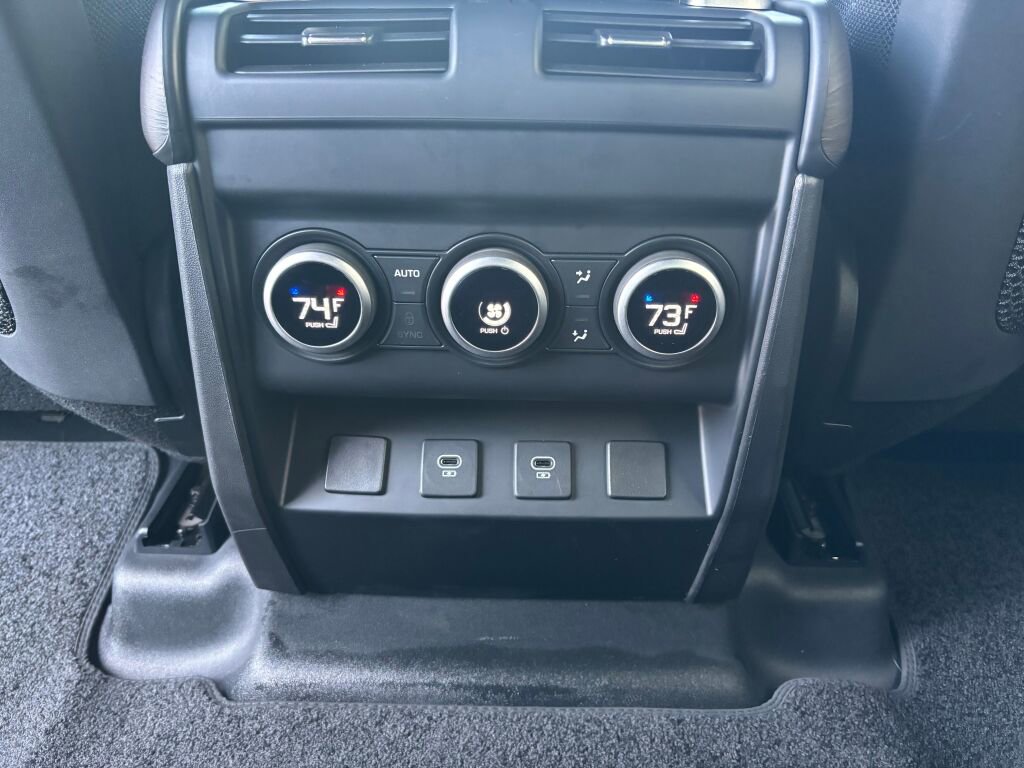 Used 2024 Land Rover Defender 130 X image 16