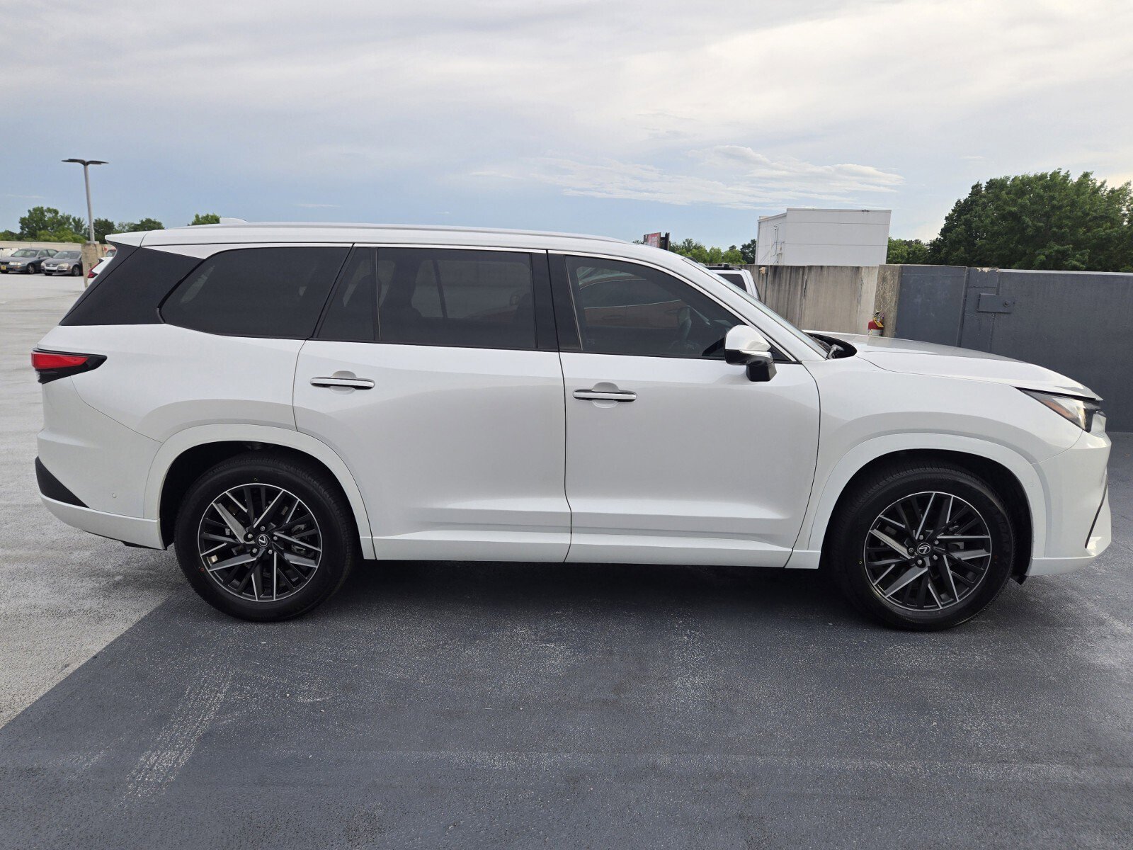 Certified 2024 Lexus TX 350 FWD w/ Technology Package image 6