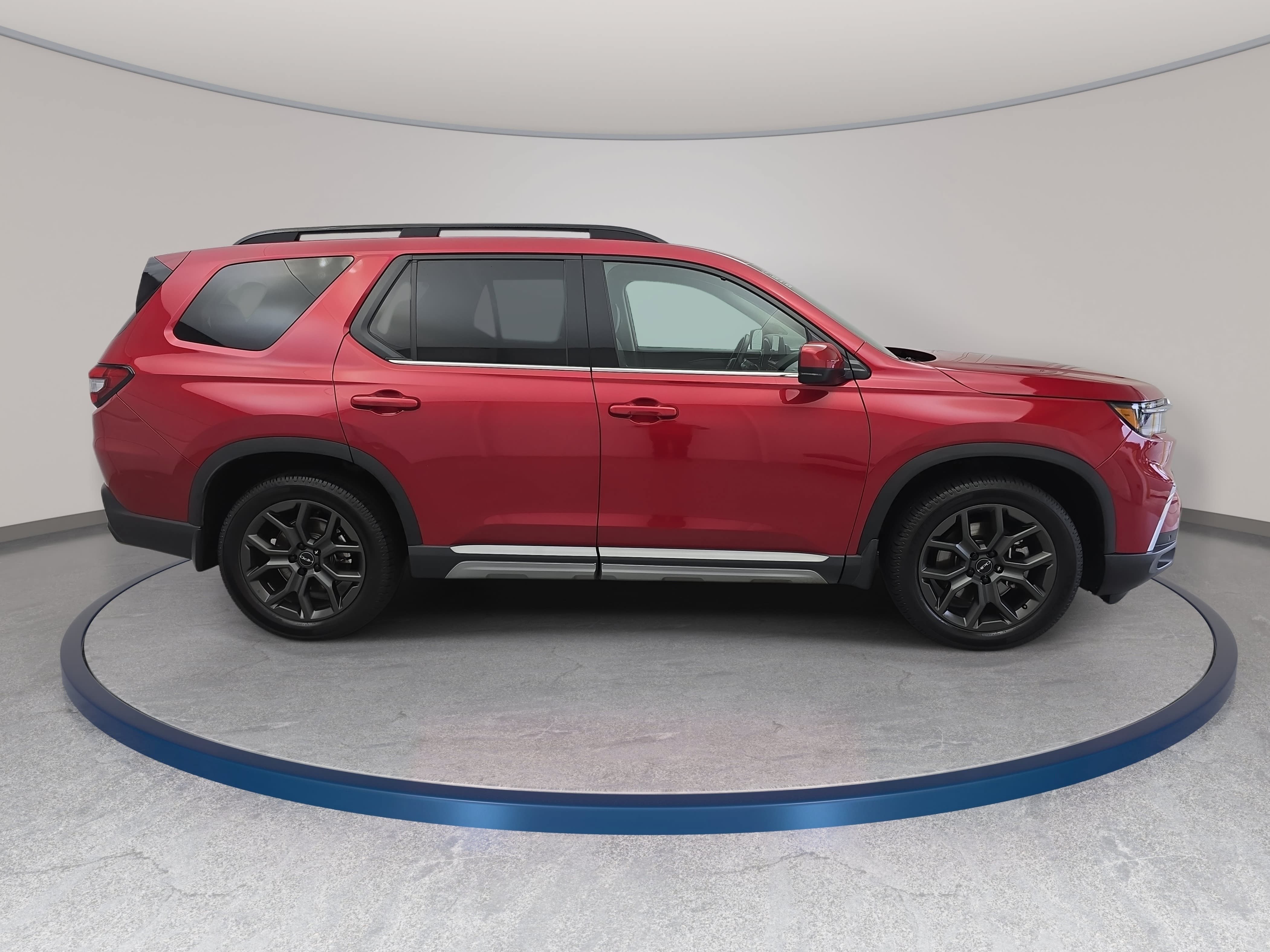 Certified 2024 Honda Pilot Touring image 4