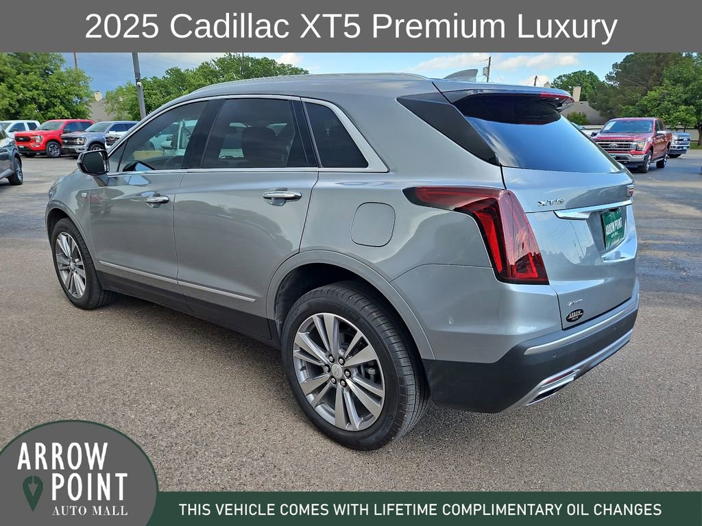 Used 2025 Cadillac XT5 Premium Luxury AWD/4WD image 8