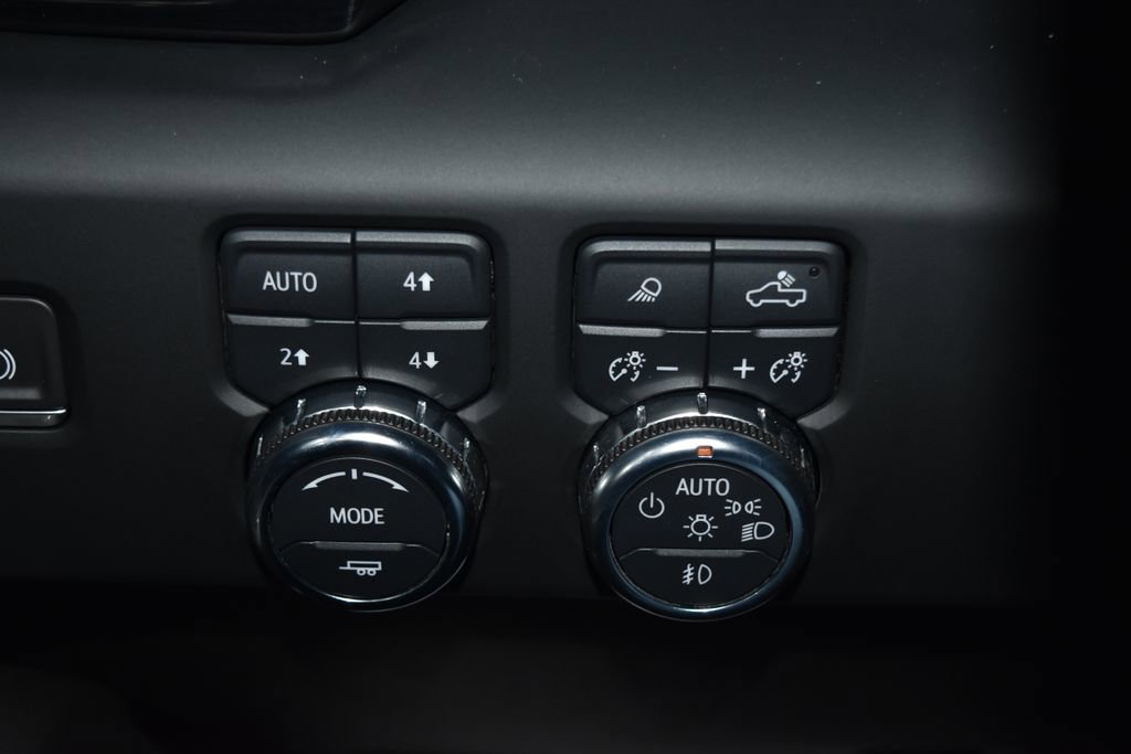 Used 2022 GMC Sierra 1500 AT4 w/ Technology Package image 19