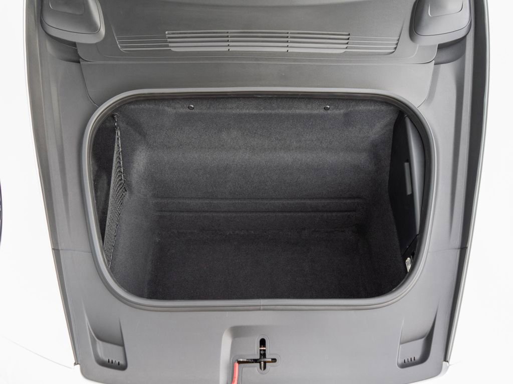 Used 2023 Porsche 911 Carrera 4 GTS image 34