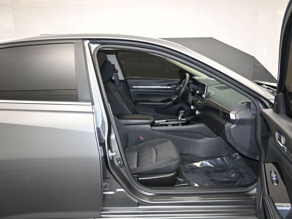 Used 2023 Nissan Altima 2.5 SV image 26