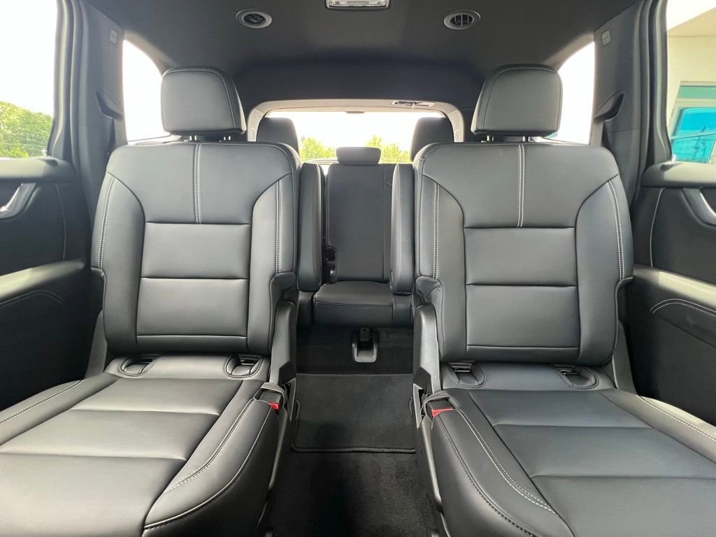 New 2026 GMC Acadia Elevation FWD image 10