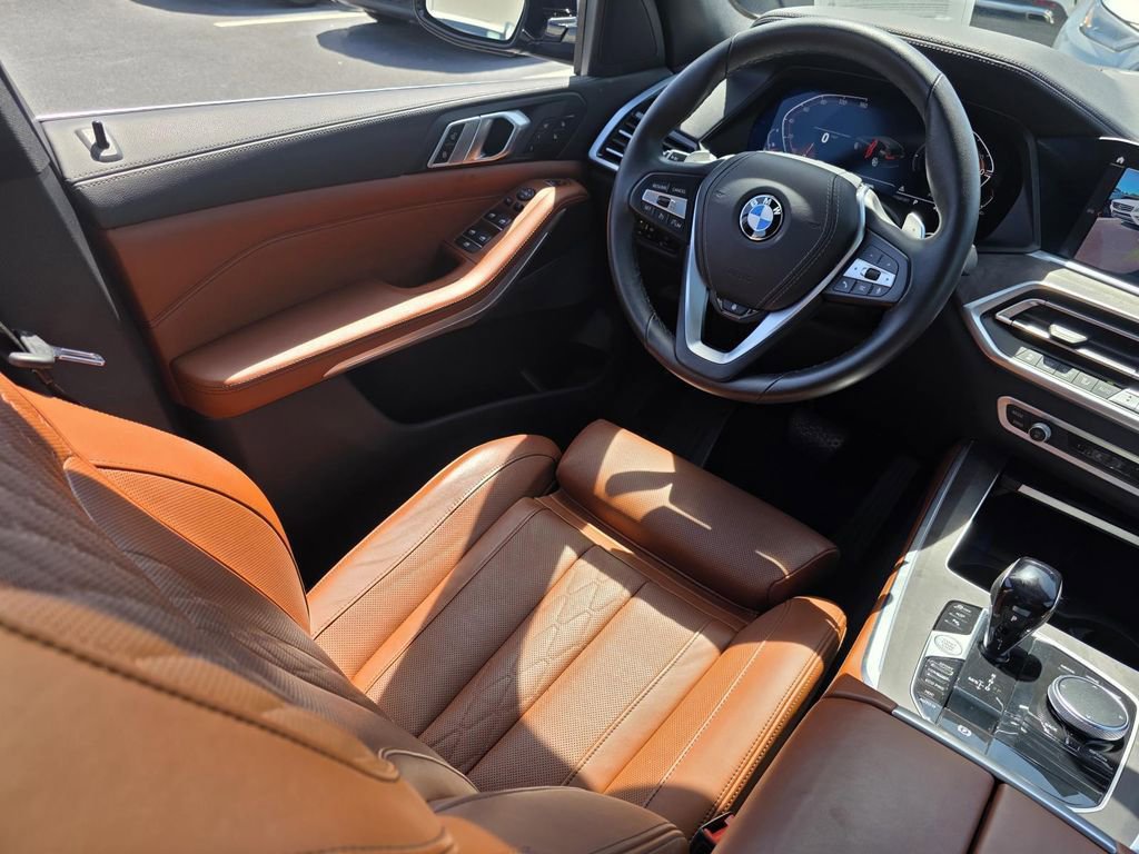 Used 2023 BMW X5 xDrive40i w/ Luxury Seating Package AWD/4WD image 29