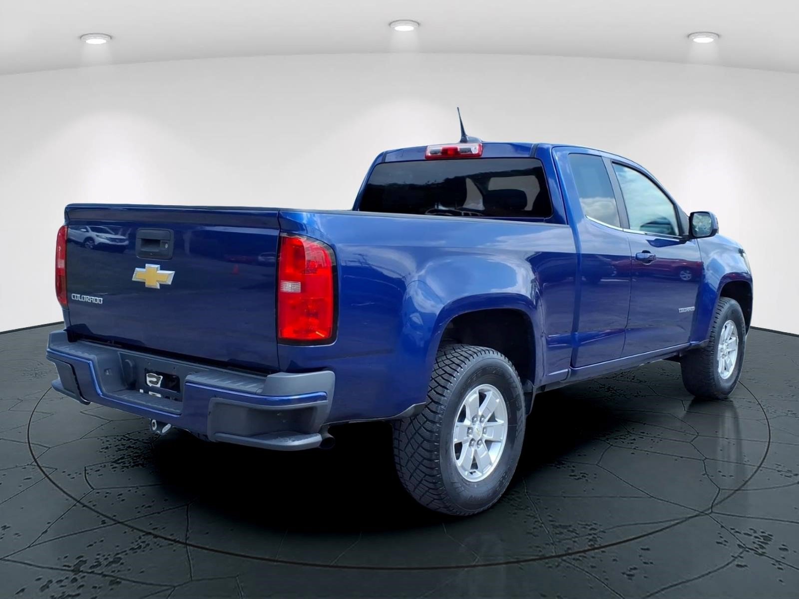 Used 2016 Chevrolet Colorado W/T w/ WT Convenience Package RWD image 3