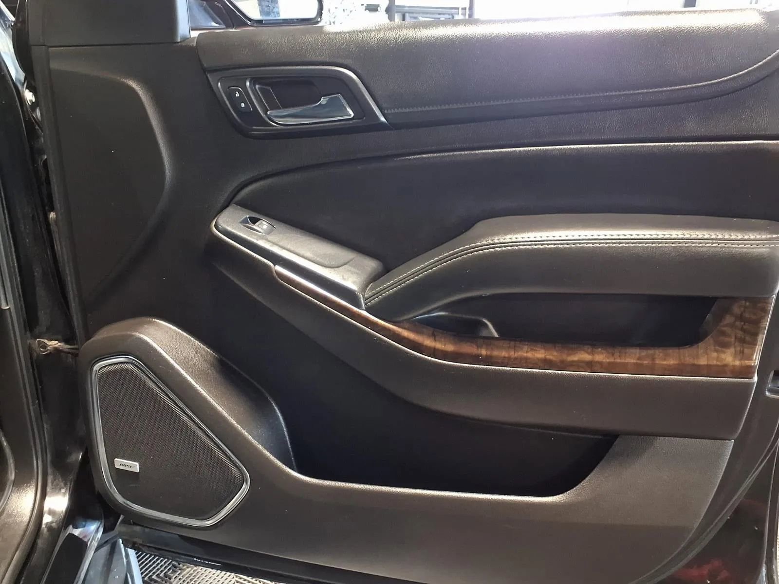 Used 2017 Chevrolet Tahoe LT image 14