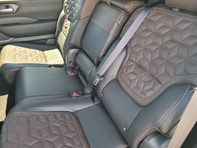 New 2026 Nissan Armada Platinum Reserve AWD/4WD image 9