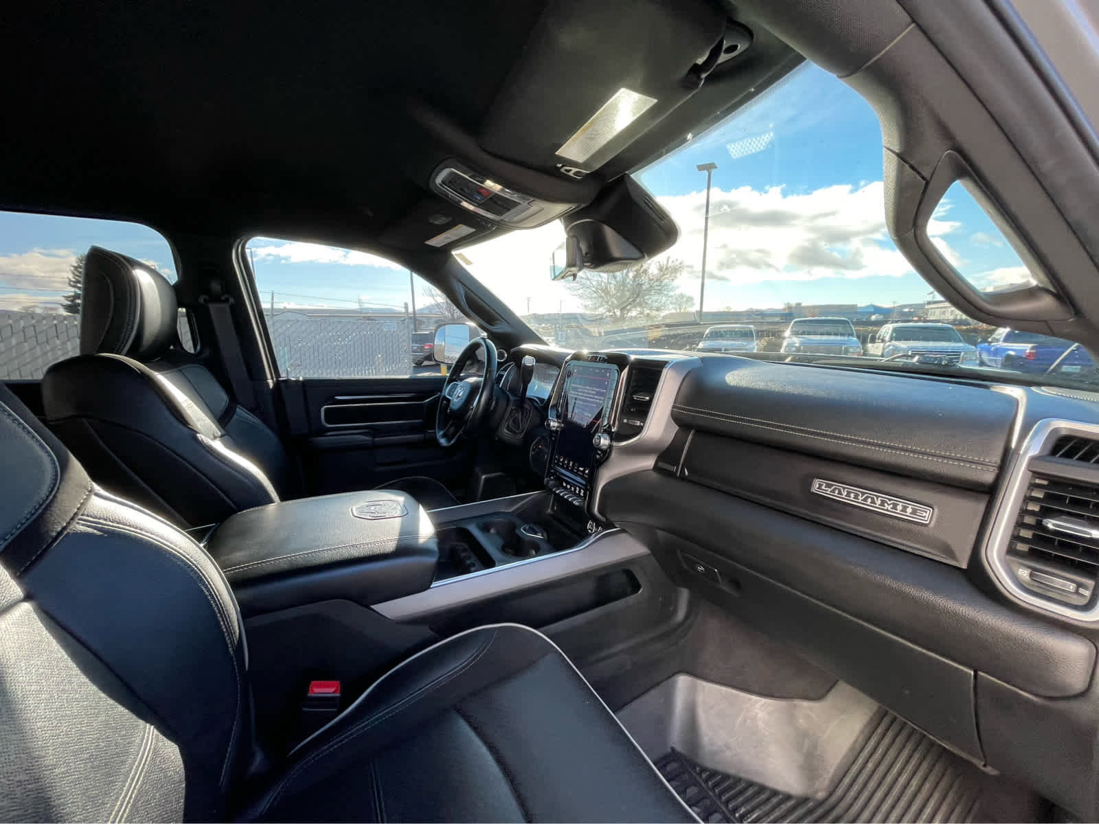 Used 2021 RAM 3500 Laramie image 28