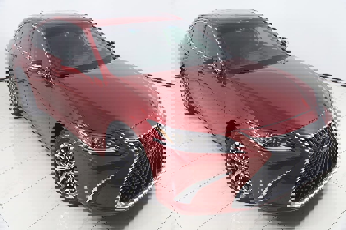 Used 2024 Lexus ES 350 image 18