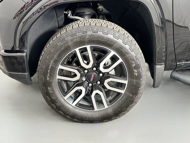Used 2025 GMC Sierra 1500 AT4 w/ AT4 Premium Package AWD/4WD image 30