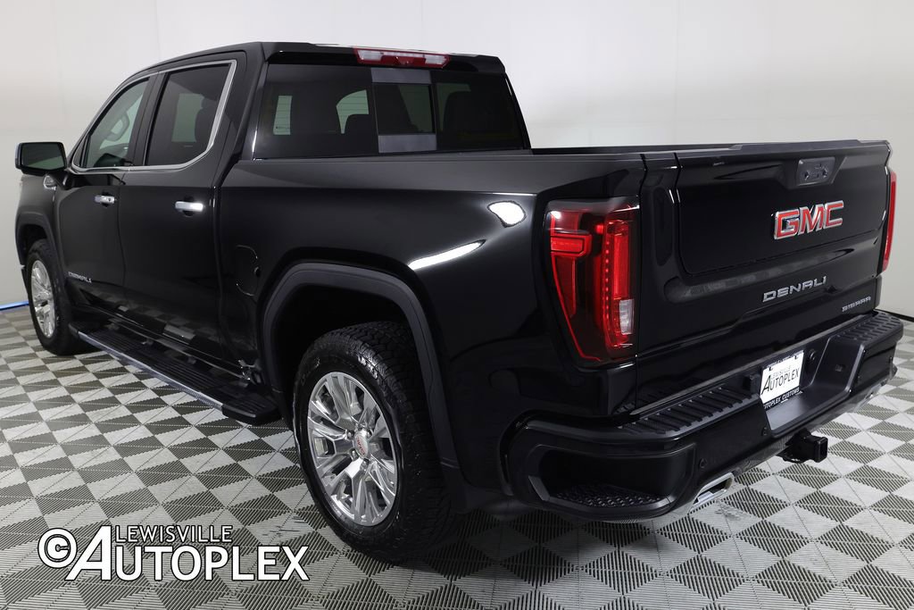 Used 2024 GMC Sierra 1500 Denali w/ Technology Package AWD/4WD image 9