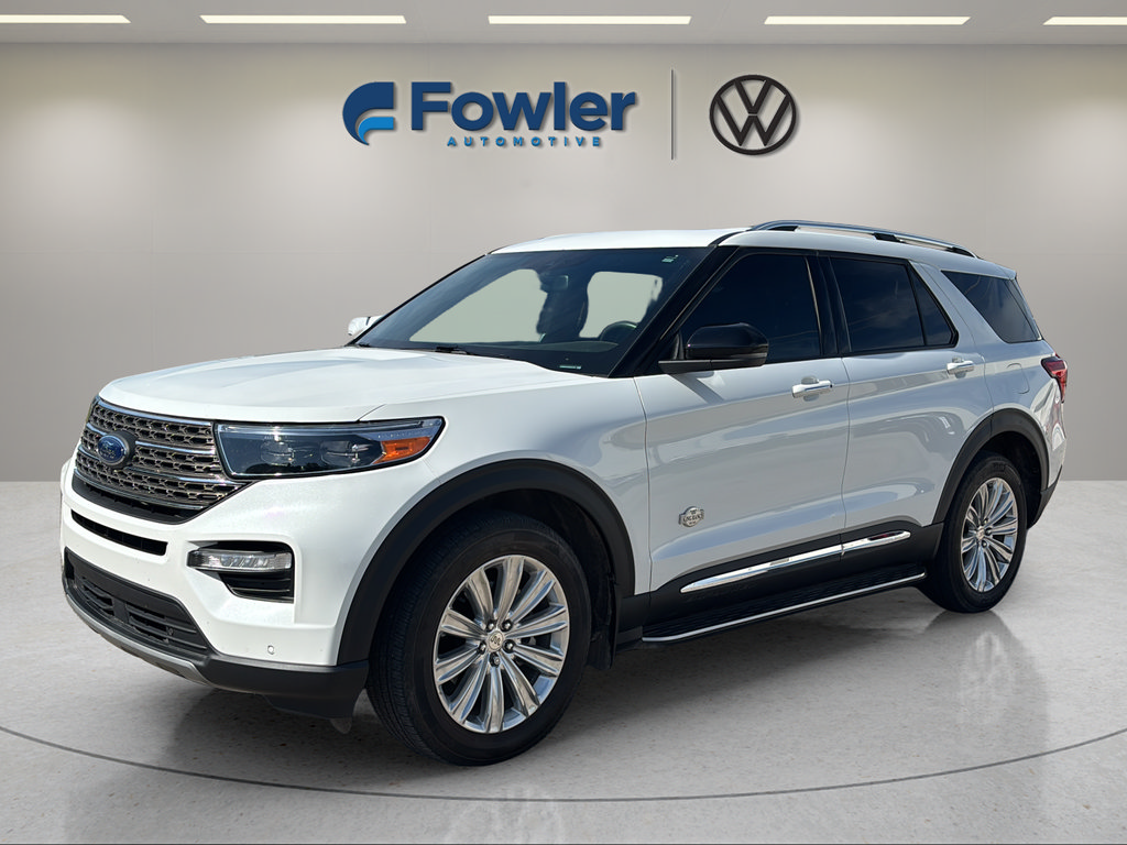 Used 2024 Ford Explorer King Ranch w/ Technology Package AWD/4WD image 3