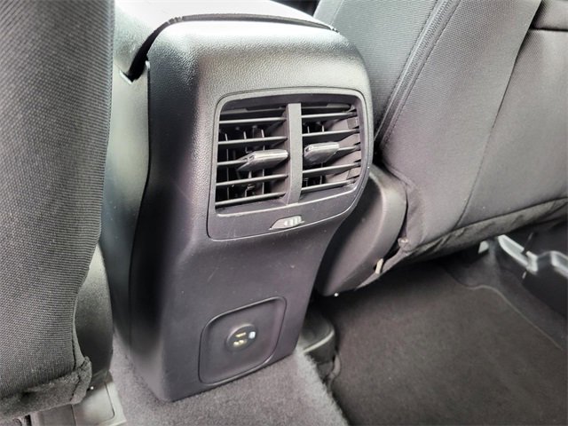 Used 2022 Ford Escape SE w/ SE Sport Appearance Package image 14