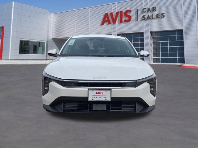 Used 2025 Kia K4 FWD image 2