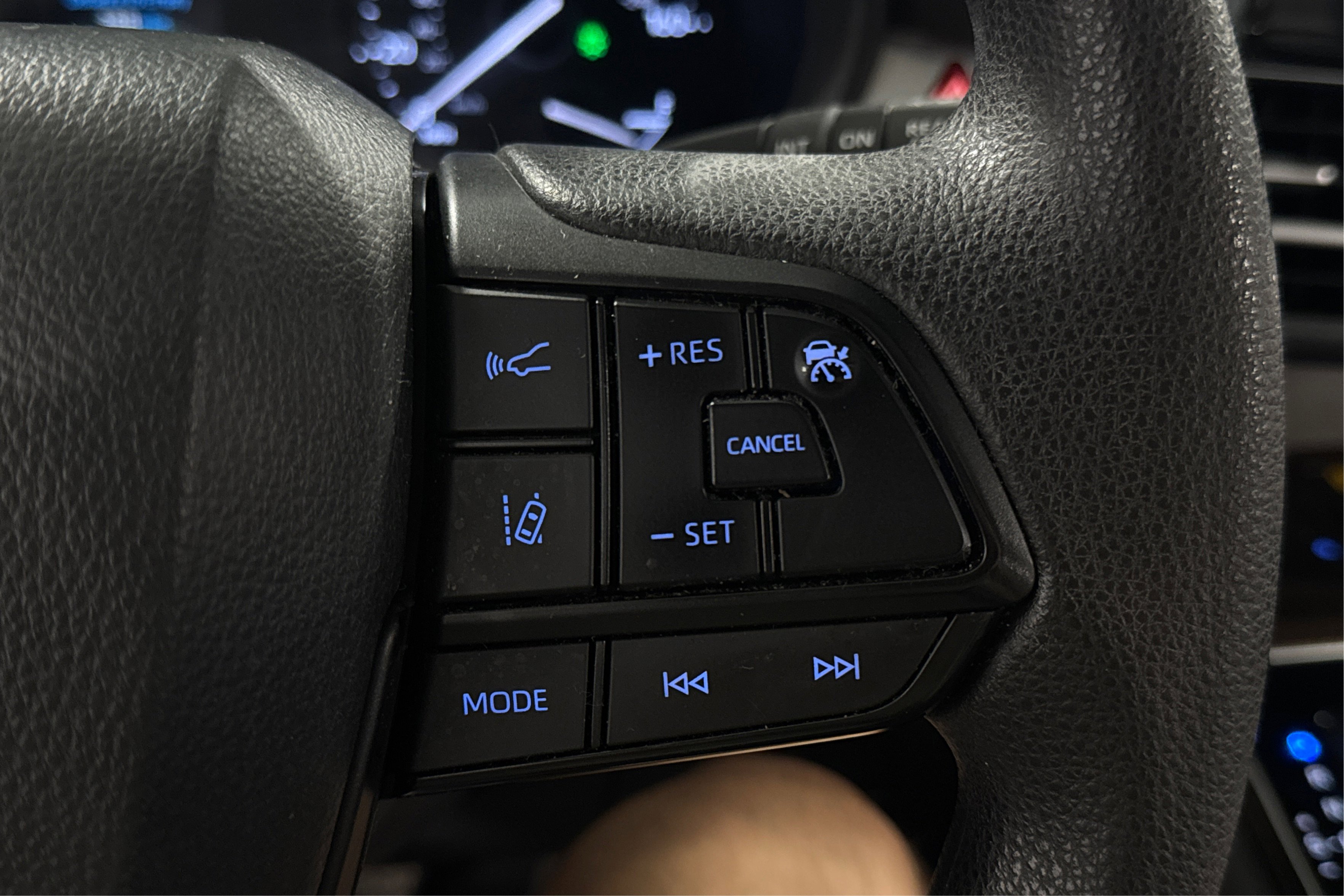 Used 2024 Toyota Sienna LE image 24