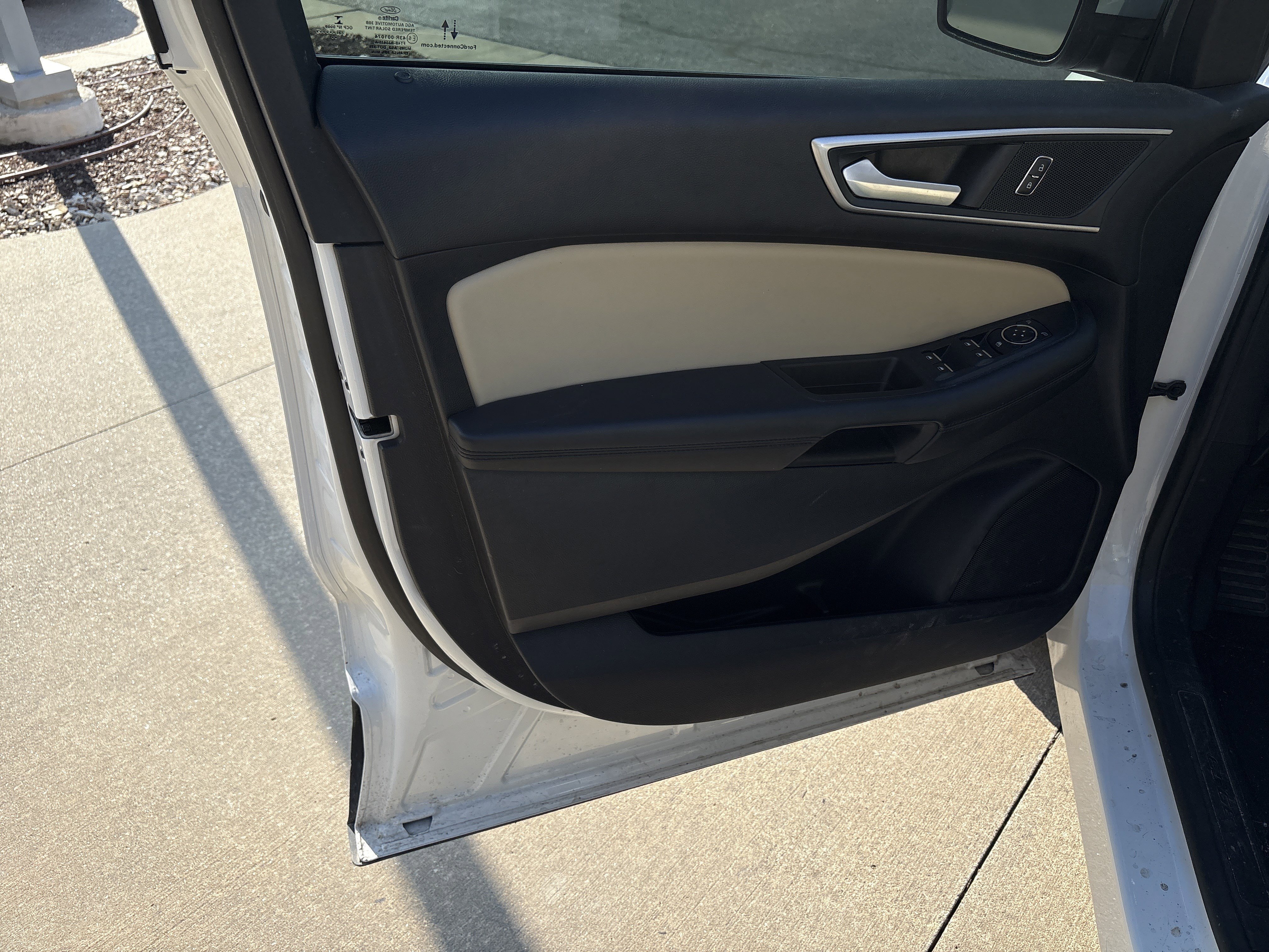 Used 2021 Ford Edge SEL w/ Convenience Package image 19