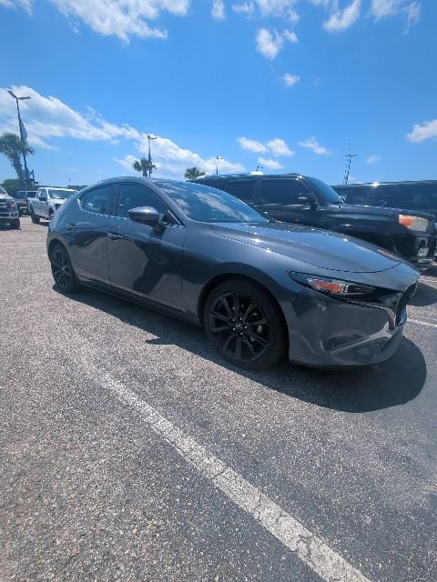 Used 2022 MAZDA MAZDA3 s FWD image 2
