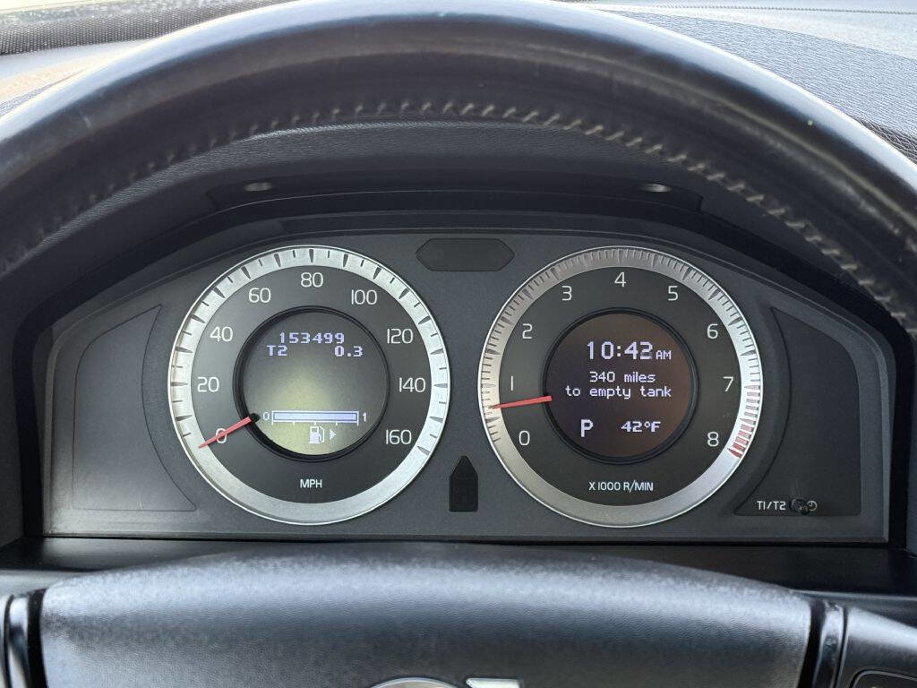 Used 2010 Volvo XC70 3.2 image 19