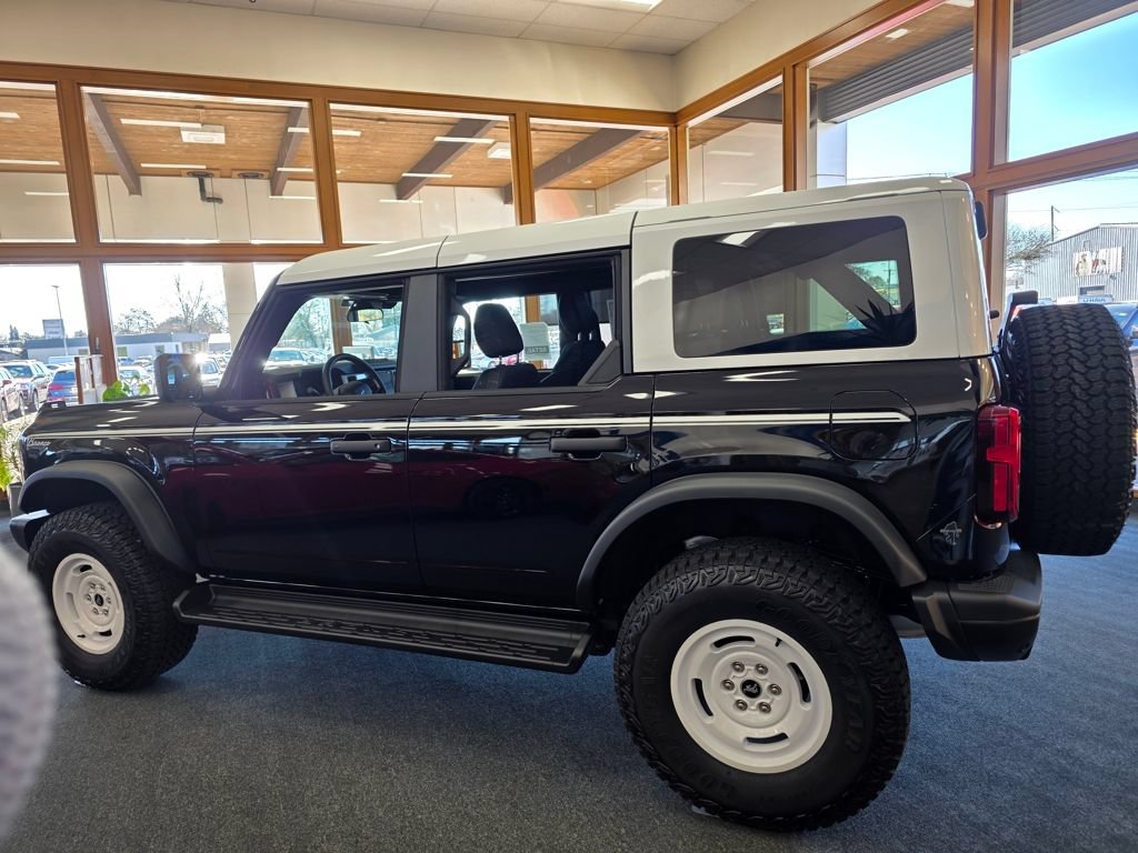 New 2025 Ford Bronco Heritage Edition AWD/4WD image 24