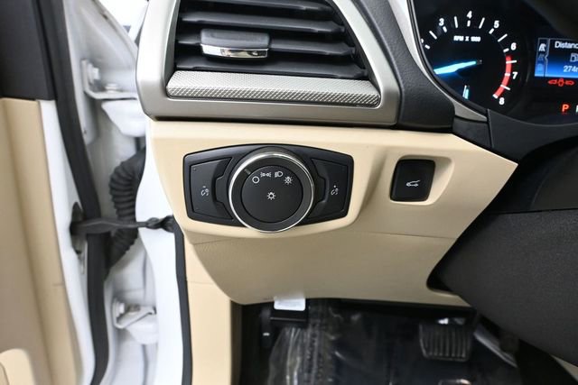 Used 2016 Ford Fusion SE FWD image 30