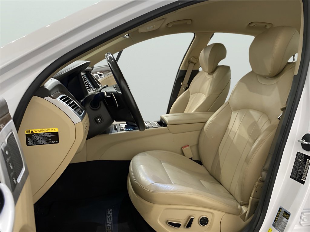 Used 2017 Genesis G80 3.8 image 10