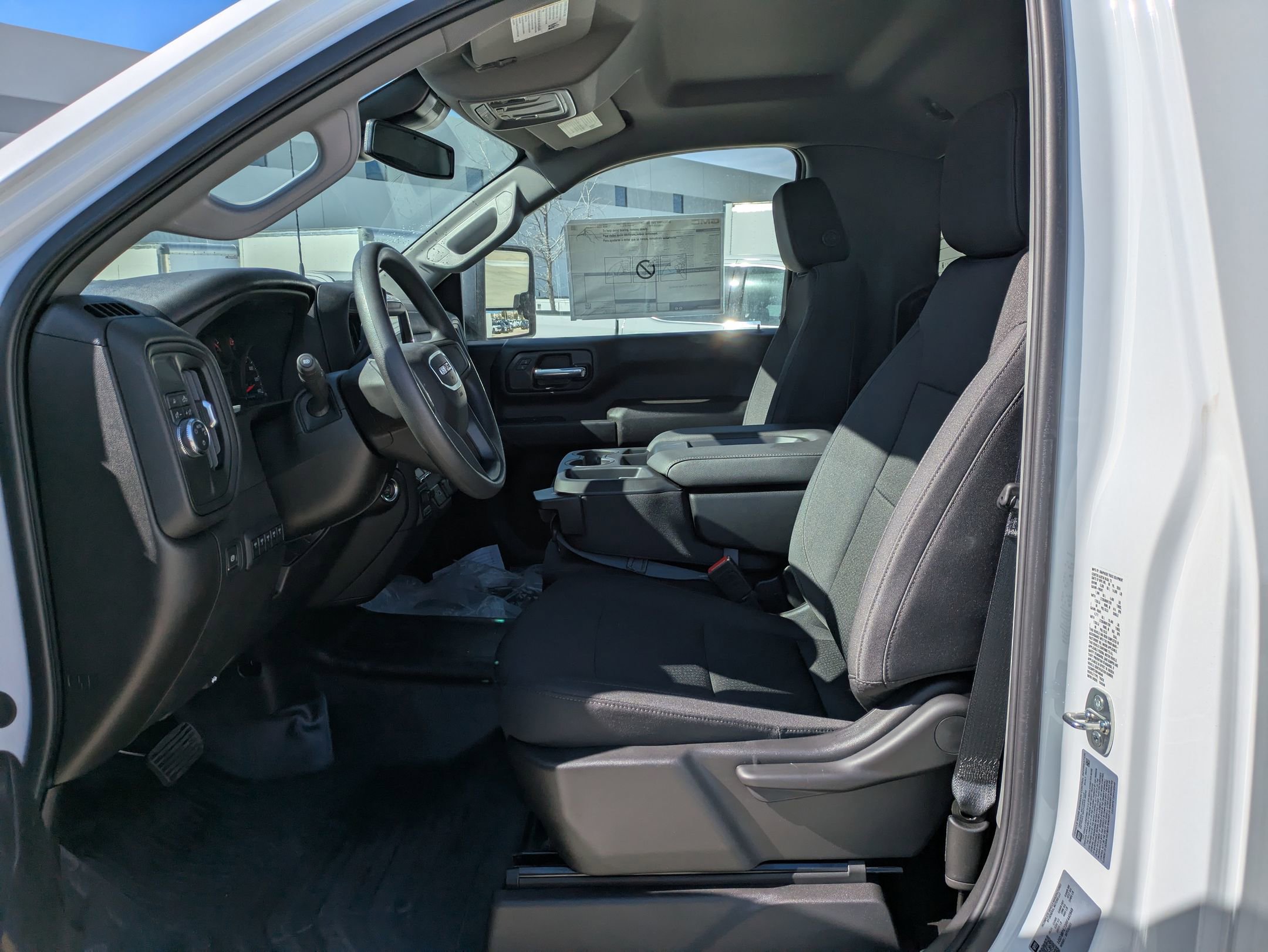 New 2024 GMC Sierra 3500 Pro w/ Convenience Package image 9