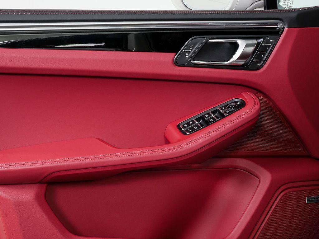 New 2026 Porsche Macan S AWD/4WD image 6