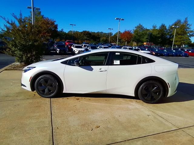 New 2026 Toyota Prius Plug-In Hybrid image 4