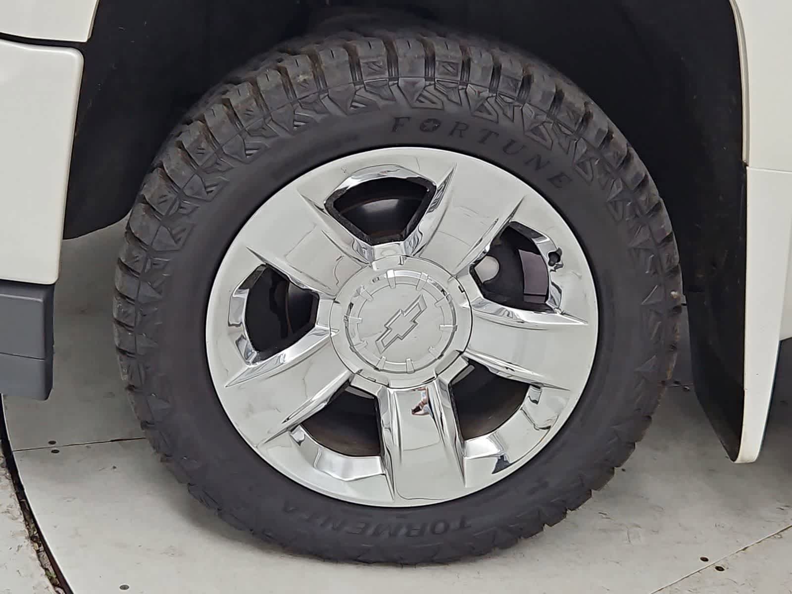 Used 2017 Chevrolet Silverado 1500 LTZ Z71 w/ LTZ Plus Package AWD/4WD image 13