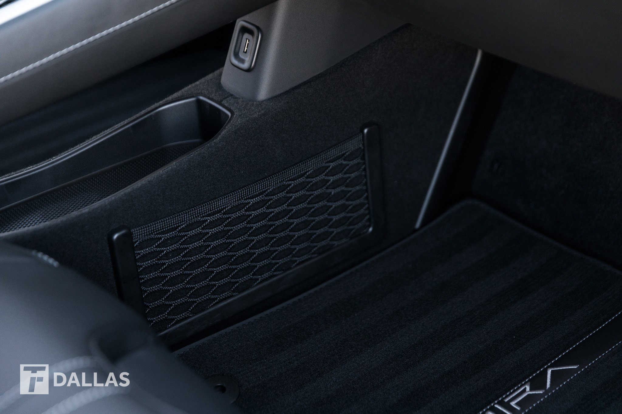 Used 2024 Lotus Emira First Edition image 32