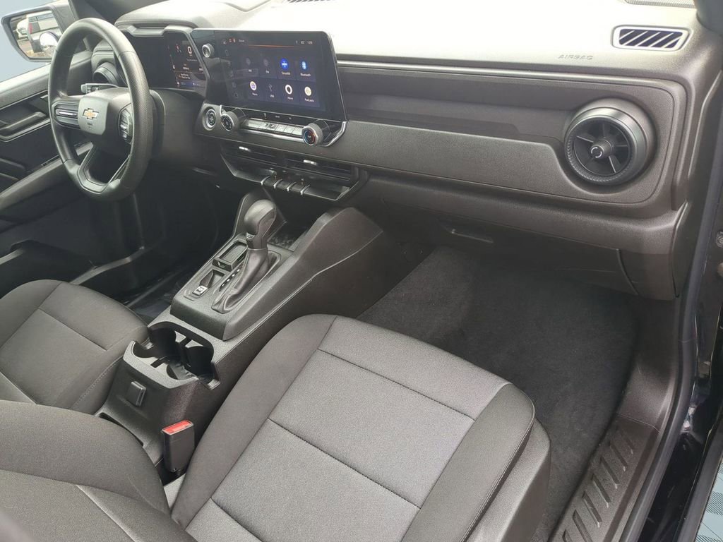 Used 2023 Chevrolet Colorado W/T image 29