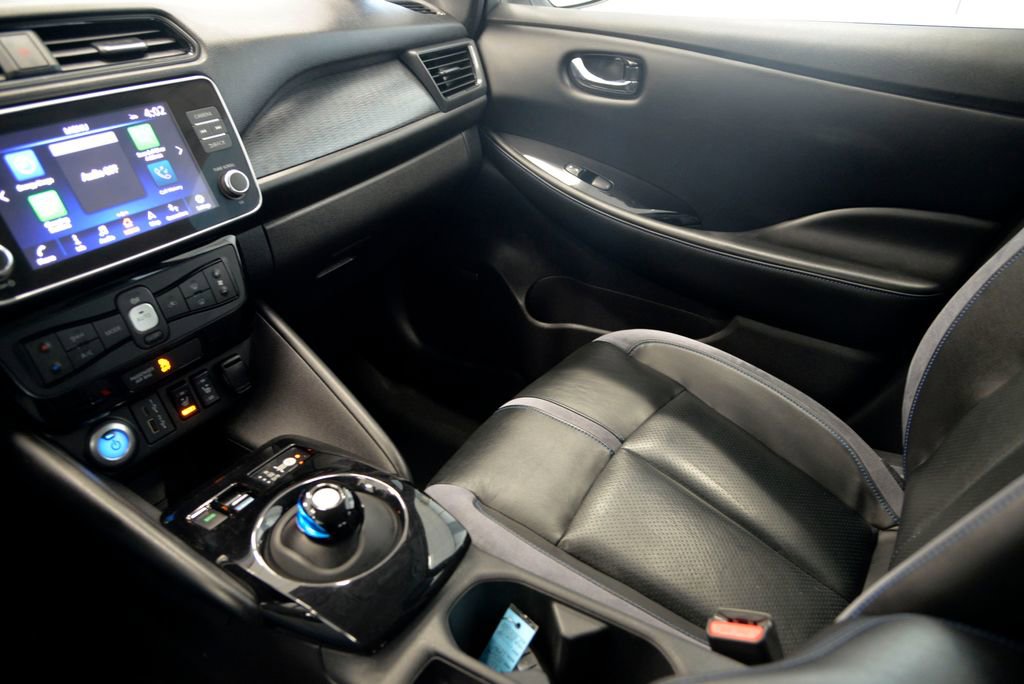 Used 2020 Nissan Leaf SL Plus image 26