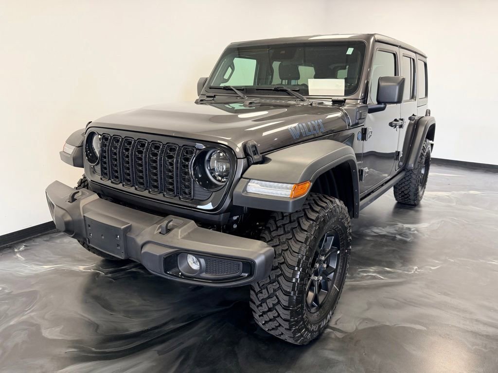 Used 2025 Jeep Wrangler Unlimited Sport S 4xe AWD/4WD image 4