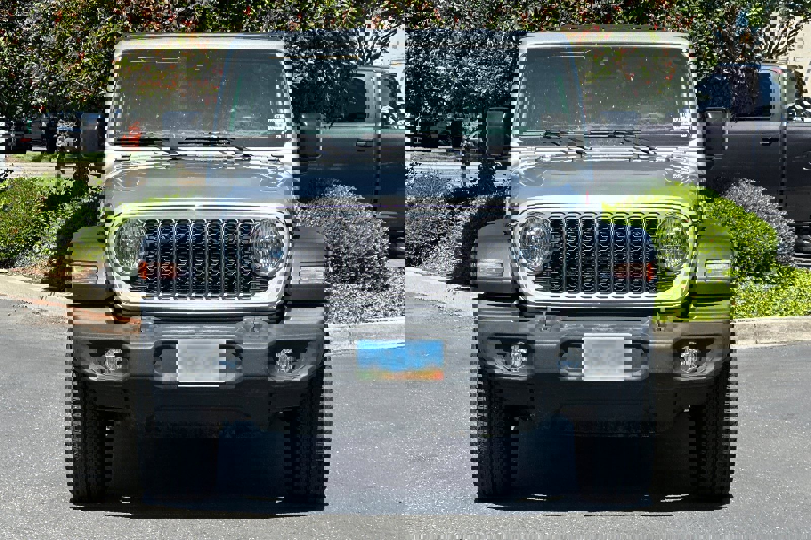 Used 2024 Jeep Wrangler Sport S image 2