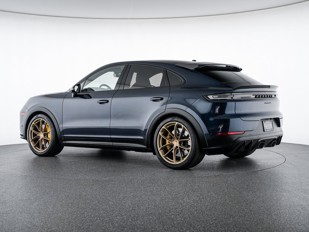 Used 2024 Porsche Cayenne Turbo GT AWD/4WD image 3