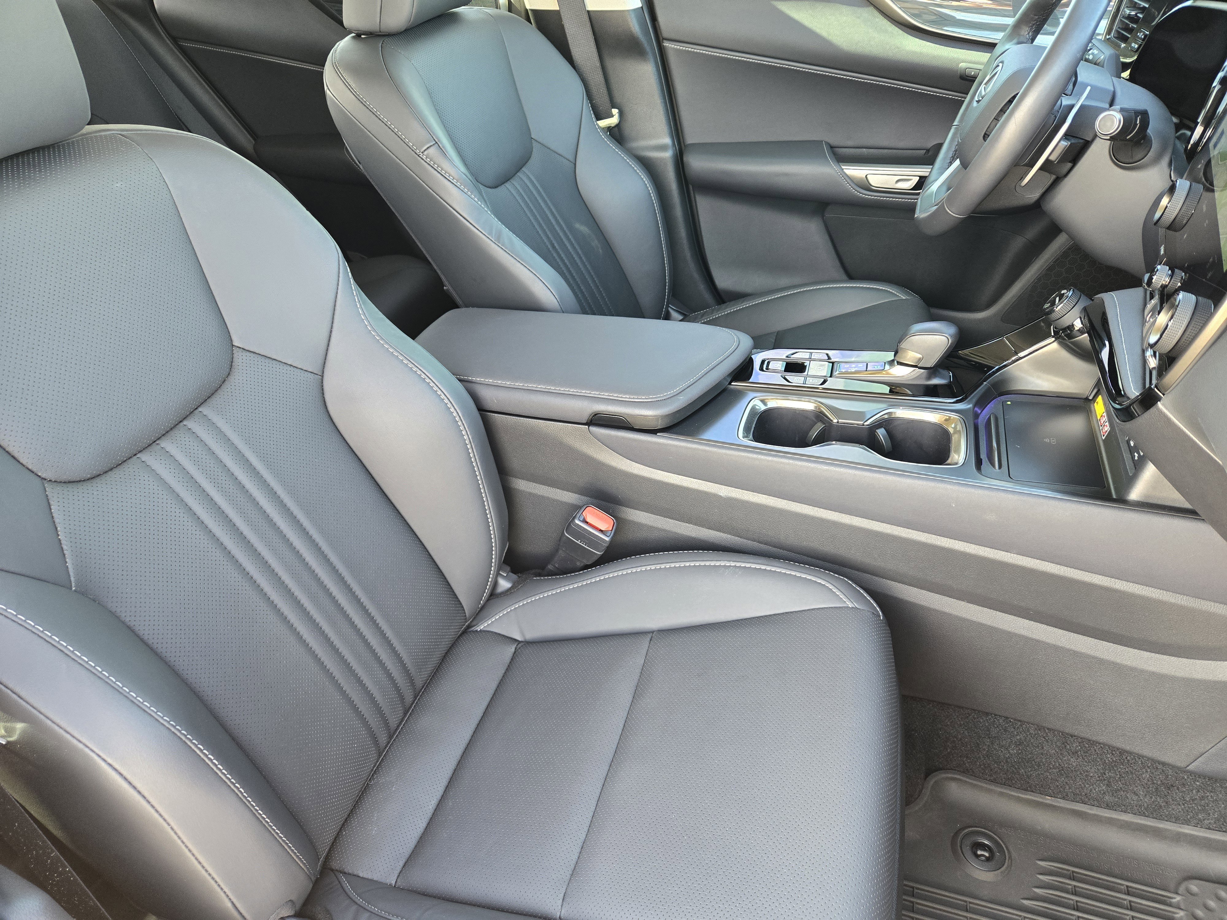 Certified 2025 Lexus NX 350 AWD w/ Accessory Package (2T) image 22