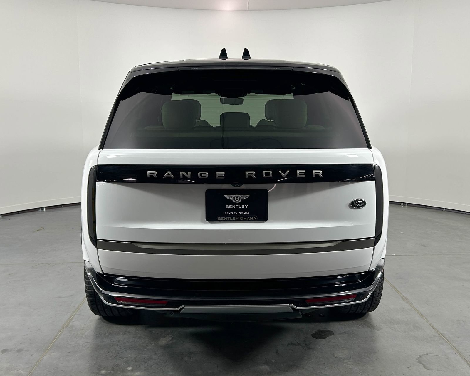 Used 2023 Land Rover Range Rover SE image 6