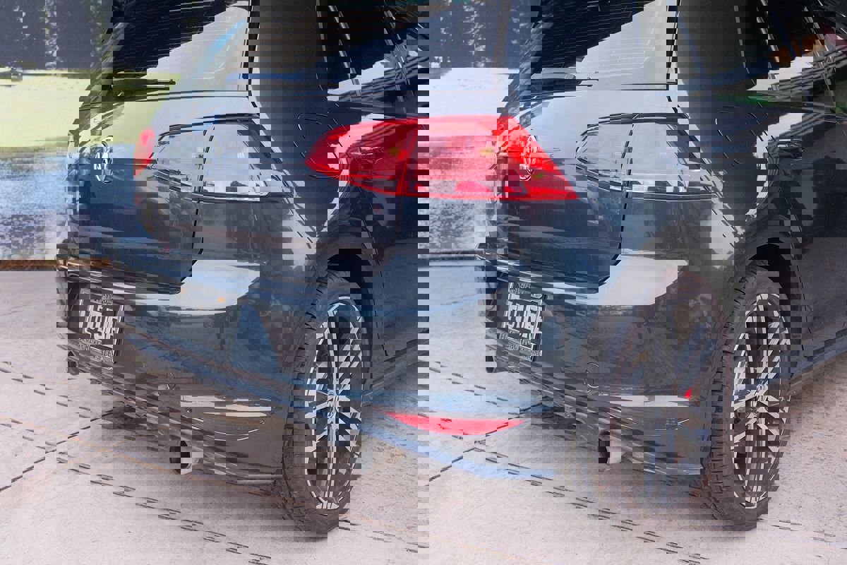 Used 2017 Volkswagen GTI Sport image 36