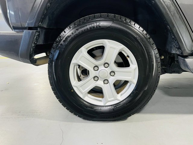 Used 2018 Jeep Wrangler Unlimited Sport S image 9