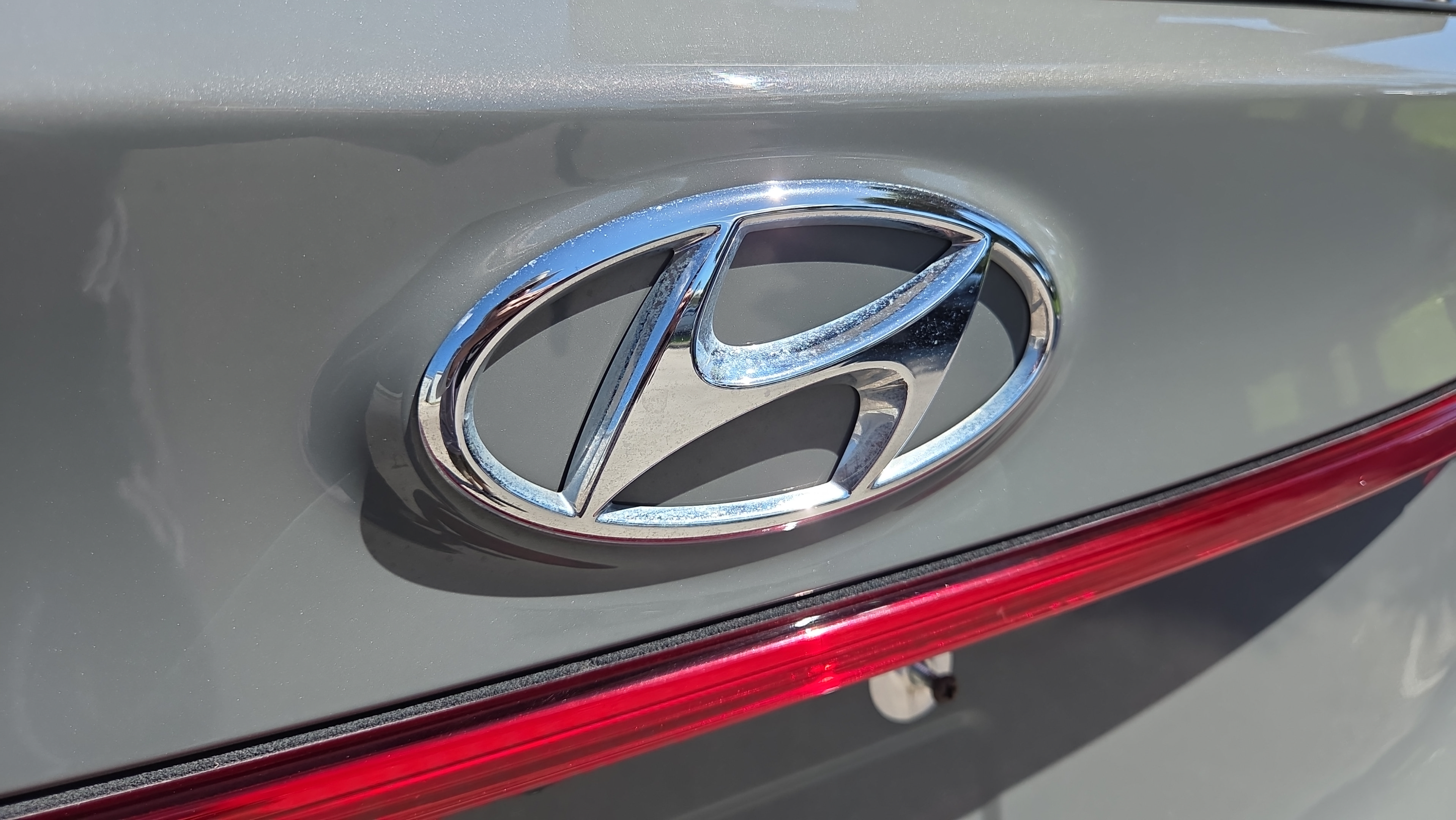 Used 2021 Hyundai Santa Fe Limited FWD image 37